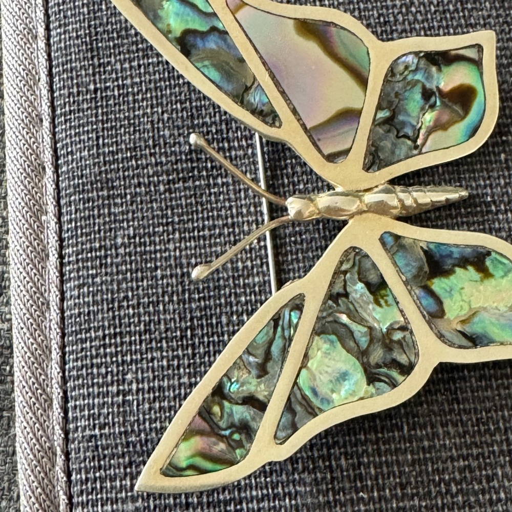 MEXICO Vintage Abalone Butterfly Brooch - Picture 3 of 8